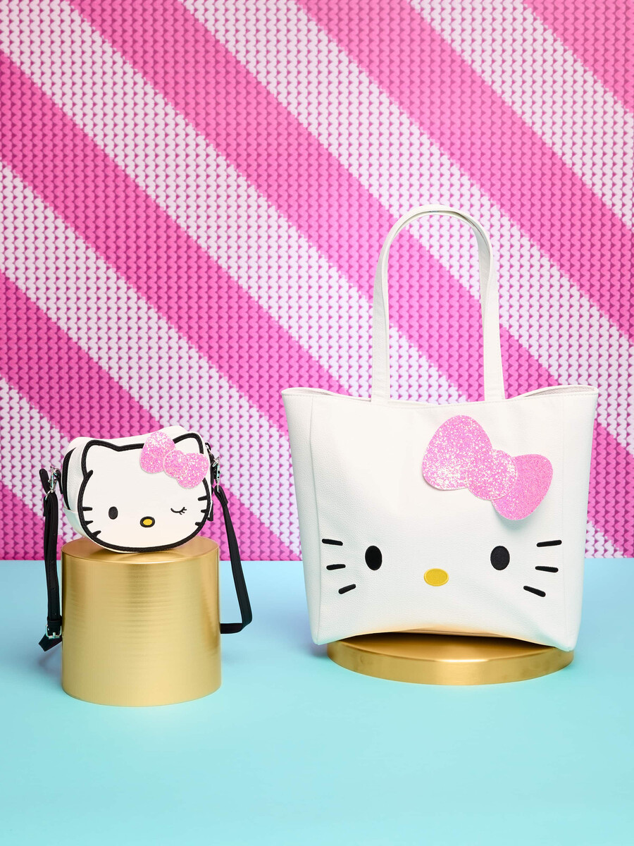 hello kitty shoulder bag