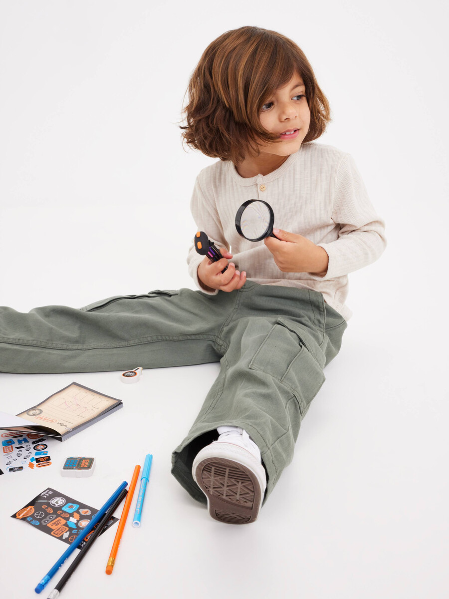 spy time colouring and writing set